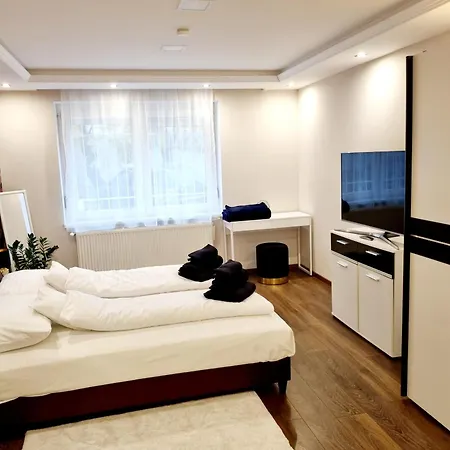 Sunny Apartman *
