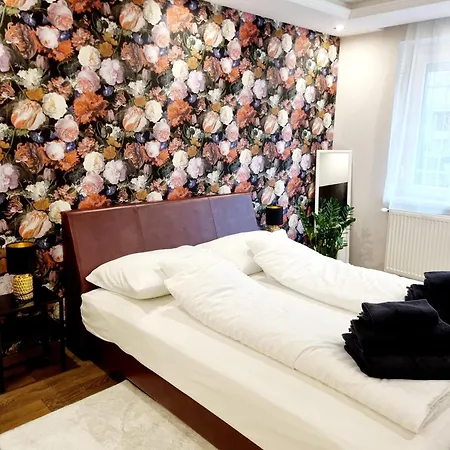 Sunny Apartment